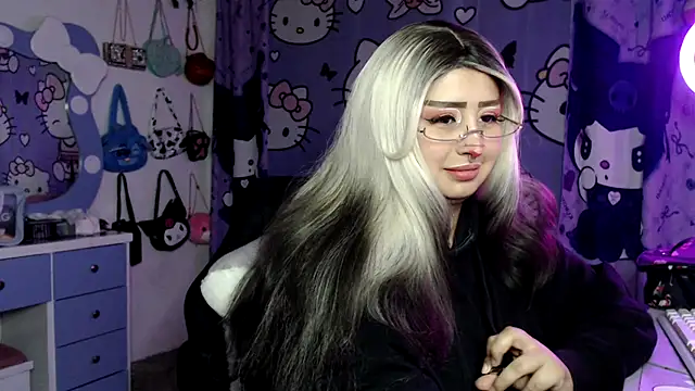 lussyevans24 online show from February 27, 3:17 am