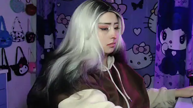 lussyevans24 online show from March 4, 2:50 am