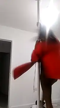 Snapshot of Cinderella_Jewels_ chatting on March 16, 9:52 pm Cinderella Jewels online show from March 16, 9:52 pm