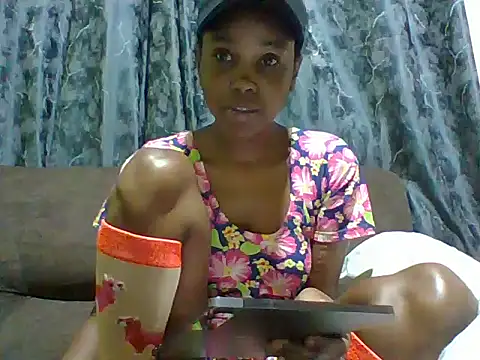 miss lyne001 online show from October 29, 2:30 pm