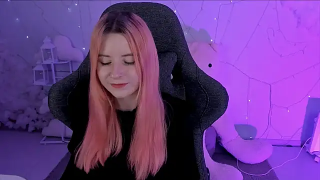 LexiWenford online show from January 13, 6:16 am