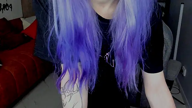 Snapshot of LexiWenford chatting on January 13, 3:23 am LexiWenford online show from January 13, 3:23 am