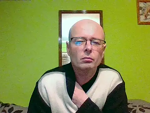Snapshot of Tiger202441 chatting on February 22, 9:24 pm Tiger202441 online show from February 22, 9:24 pm