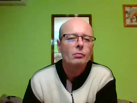 Snapshot of Tiger202441 chatting on March 16, 11:09 pm Tiger202441 online show from March 16, 11:09 pm