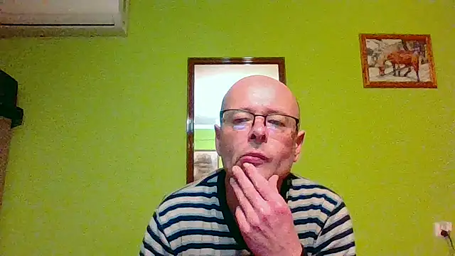 Snapshot of Tiger202441 chatting on May 6, 8:36 pm Tiger202441 online show from May 6, 8:36 pm