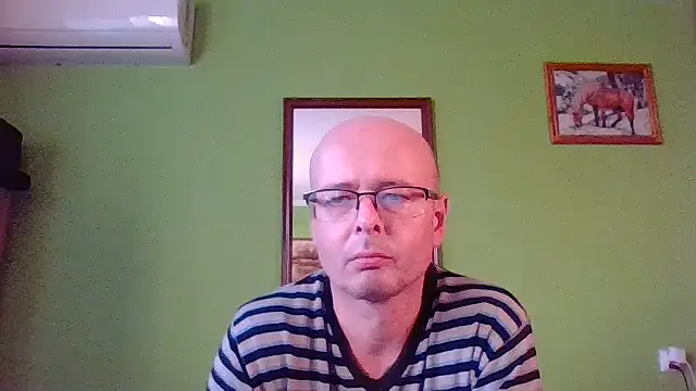 Snapshot of Tiger202441 chatting on May 9, 5:40 pm Tiger202441 online show from May 9, 5:40 pm
