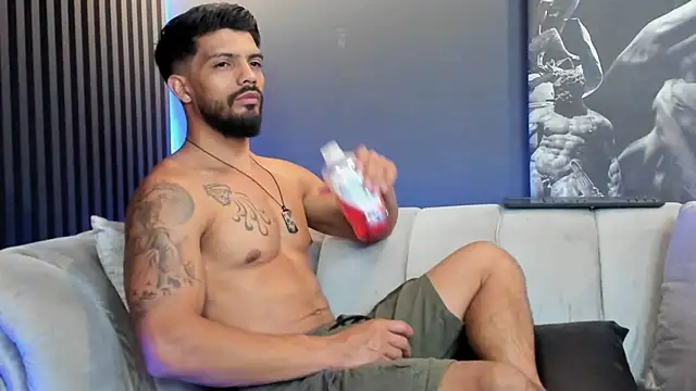 DannSaenz online show from January 9, 2:33 am