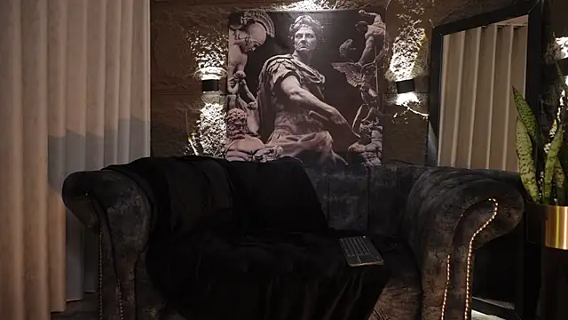 DannSaenz online show from November 28, 11:13 am