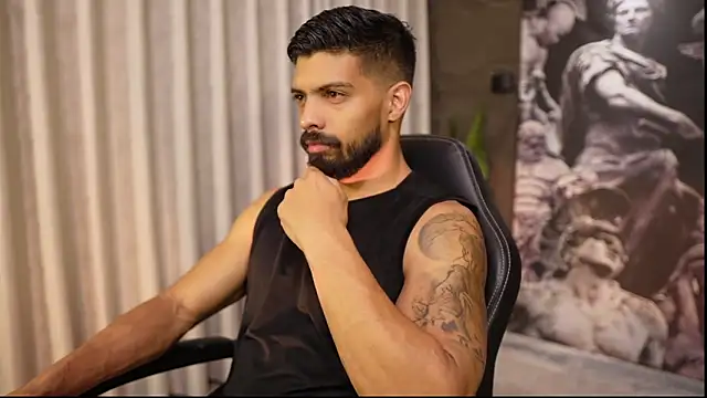 DannSaenz online show from March 8, 4:33 pm