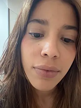 DanielaSaenz0 online show from October 2, 5:14 am