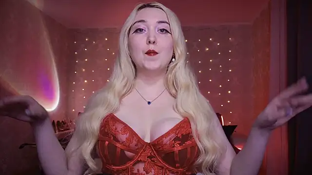 AllisonBlack  online show from September 27, 6:57 pm