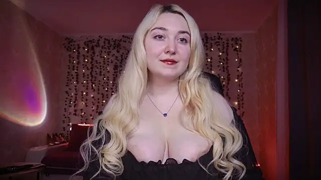 AllisonBlack  online show from October 11, 12:43 am