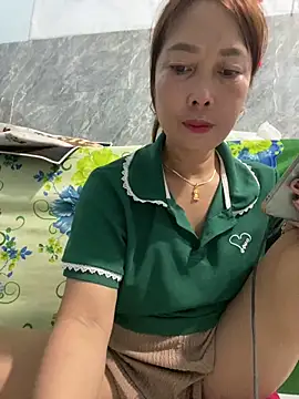 Linaannn online show from March 2, 11:55 pm