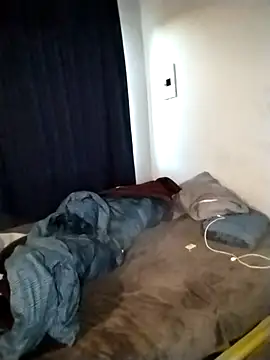 Snapshot of Convertiblechulo chatting on October 22, 3:29 am Convertiblechulo online show from October 22, 3:29 am