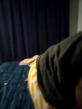 Snapshot of Convertiblechulo chatting on February 27, 6:41 pm Convertiblechulo online show from February 27, 6:41 pm