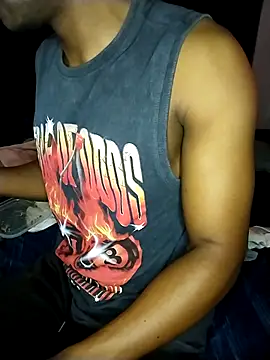 Snapshot of Convertiblechulo chatting on March 20, 3:00 am Convertiblechulo online show from March 20, 3:00 am