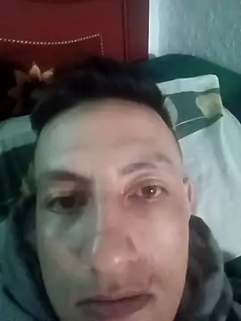 Snapshot of alexmoragomez chatting on March 7, 4:37 pm alexmoragomez online show from March 7, 4:37 pm