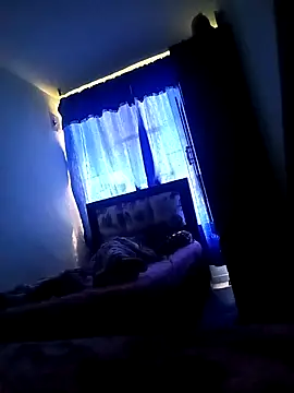 Snapshot of alexmoragomez chatting on April 2, 2:04 pm alexmoragomez online show from April 2, 2:04 pm