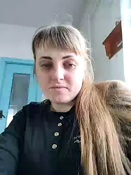 Snapshot of CoddessCrystal chatting on February 3, 9:30 am CoddessCrystal online show from February 3, 9:30 am