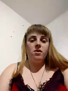Snapshot of CoddessCrystal chatting on February 11, 7:27 pm CoddessCrystal online show from February 11, 7:27 pm