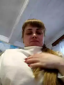 Snapshot of CoddessCrystal chatting on February 16, 7:15 am CoddessCrystal online show from February 16, 7:15 am