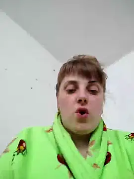 Snapshot of CoddessCrystal chatting on February 18, 5:42 am CoddessCrystal online show from February 18, 5:42 am