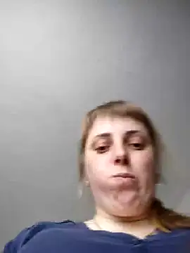 Snapshot of CoddessCrystal chatting on February 28, 12:09 pm CoddessCrystal online show from February 28, 12:09 pm