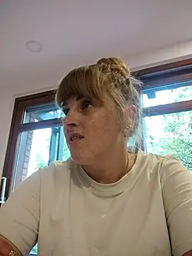 Snapshot of CoddessCrystal chatting on September 14, 6:23 am CoddessCrystal online show from September 14, 6:23 am