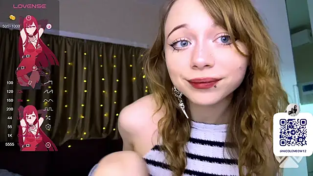 Snapshot of _SofiaBrown chatting on March 4, 1:33 am SofiaBrown online show from March 4, 1:33 am