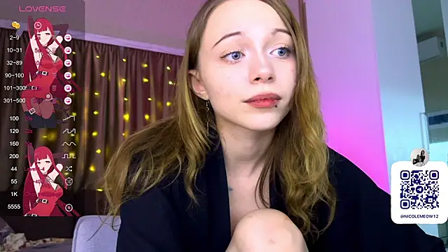 Snapshot of _SofiaBrown chatting on March 6, 3:41 pm SofiaBrown online show from March 6, 3:41 pm