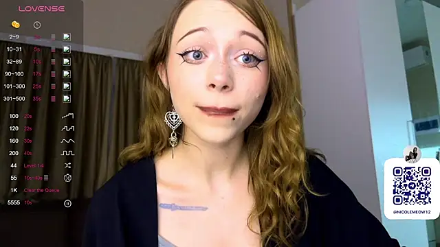 Snapshot of _SofiaBrown chatting on March 31, 7:47 pm SofiaBrown online show from March 31, 7:47 pm