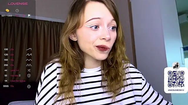 Snapshot of _SofiaBrown chatting on April 7, 2:50 pm SofiaBrown online show from April 7, 2:50 pm