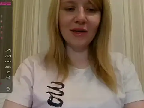 urbadkitty online show from December 6, 1:00 pm