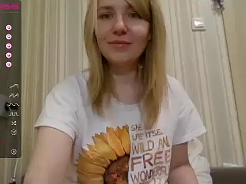 urbadkitty online show from December 7, 12:56 pm