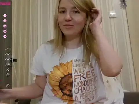 urbadkitty online show from December 7, 4:03 pm