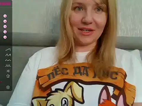 urbadkitty online show from December 12, 6:57 am