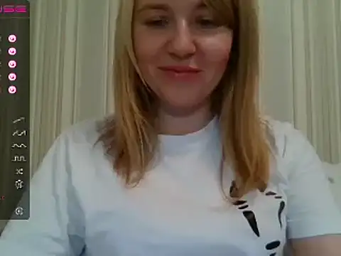 urbadkitty online show from December 16, 5:00 pm