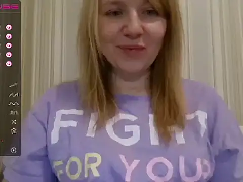 urbadkitty online show from December 30, 12:20 pm