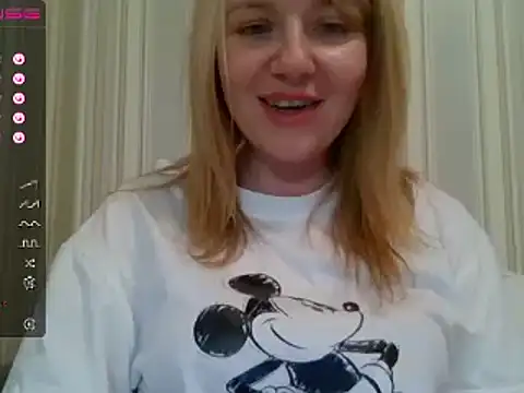 urbadkitty online show from January 19, 1:55 pm