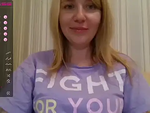 urbadkitty online show from March 2, 12:01 pm