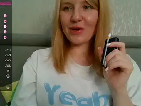 urbadkitty online show from March 18, 10:14 am
