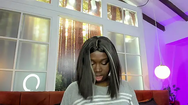 Snapshot of KarlieMoss chatting on March 12, 8:10 pm KarlieMoss online show from March 12, 8:10 pm