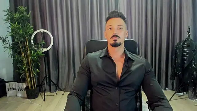 HaydenSpearss online show from April 3, 12:14 pm