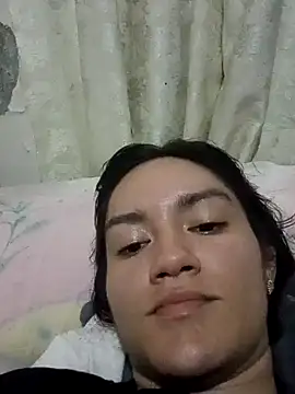 Snapshot of valeryy_rosse chatting on December 19, 12:13 am valeryy rosse online show from December 19, 12:13 am