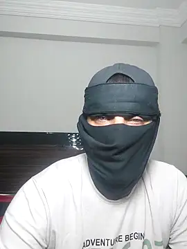 Nisreenn online show from September 19, 9:48 pm