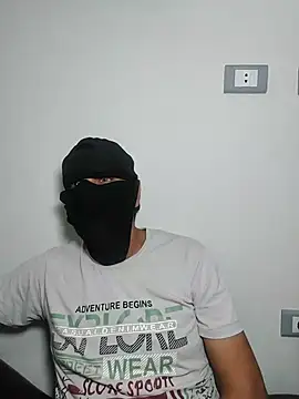 Nisreenn online show from September 20, 10:55 pm