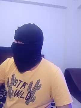 Nisreenn online show from October 26, 9:21 pm