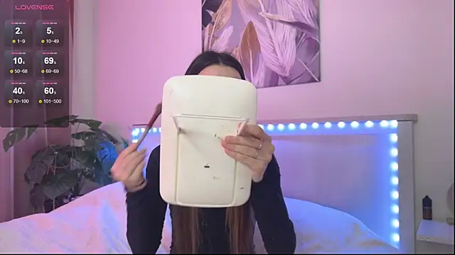 Veronica leal online show from December 16, 11:15 am