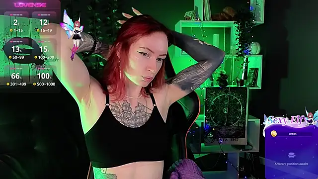 Snapshot of _HelenCarter chatting on December 10, 8:38 pm HelenCarter online show from December 10, 8:38 pm