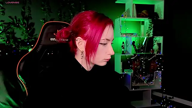 Snapshot of _HelenCarter chatting on December 25, 8:50 pm HelenCarter online show from December 25, 8:50 pm